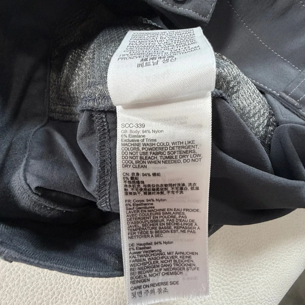 Marmot Womens Size 4 Charcoal Gray Hiking‎ Shorts Double Button Outdoor Trail